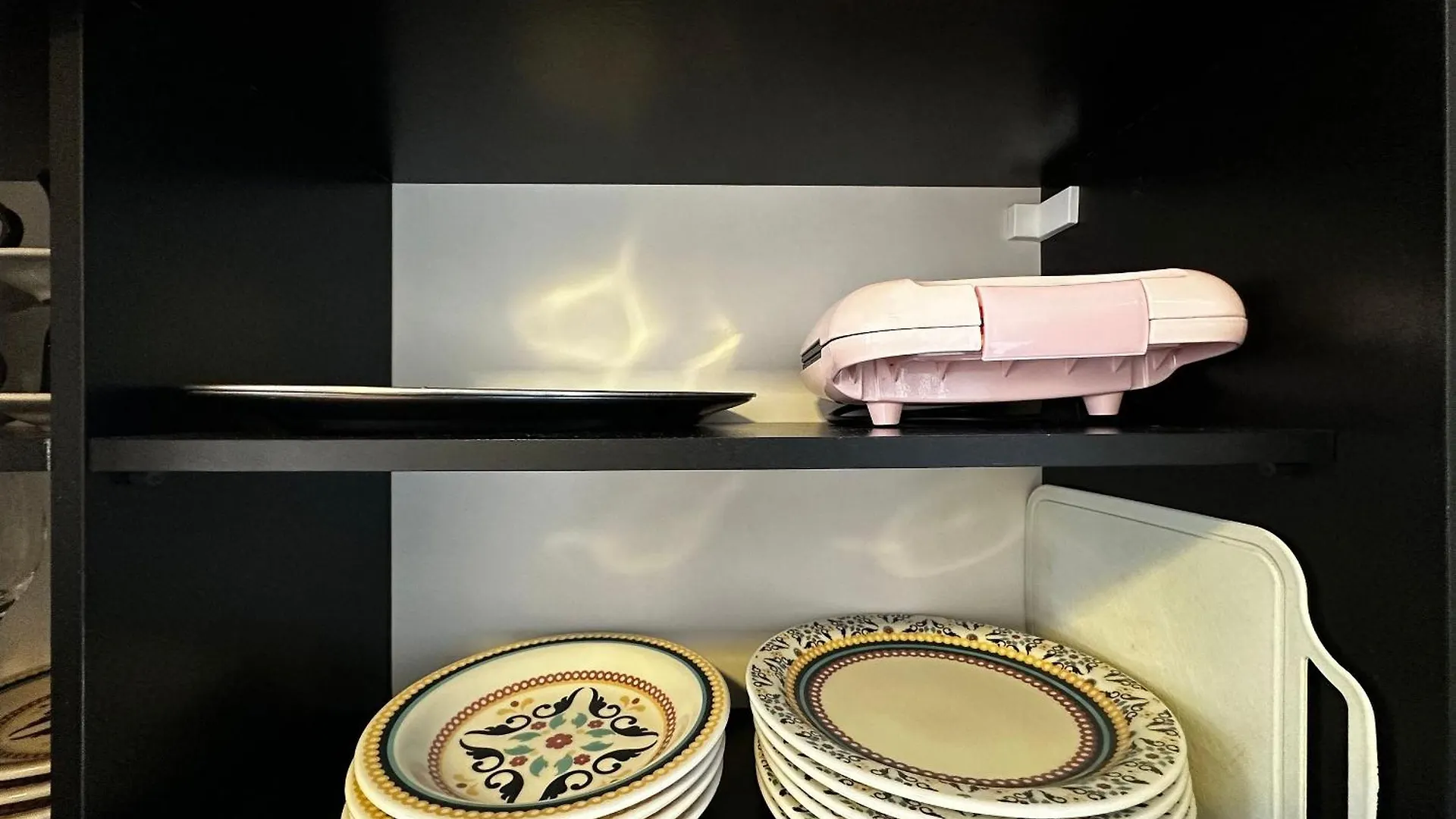 Po04- 1 Quarto Ao Lado Shop. Atlantico C/ Garagem Balneário Camboriú Brazílie