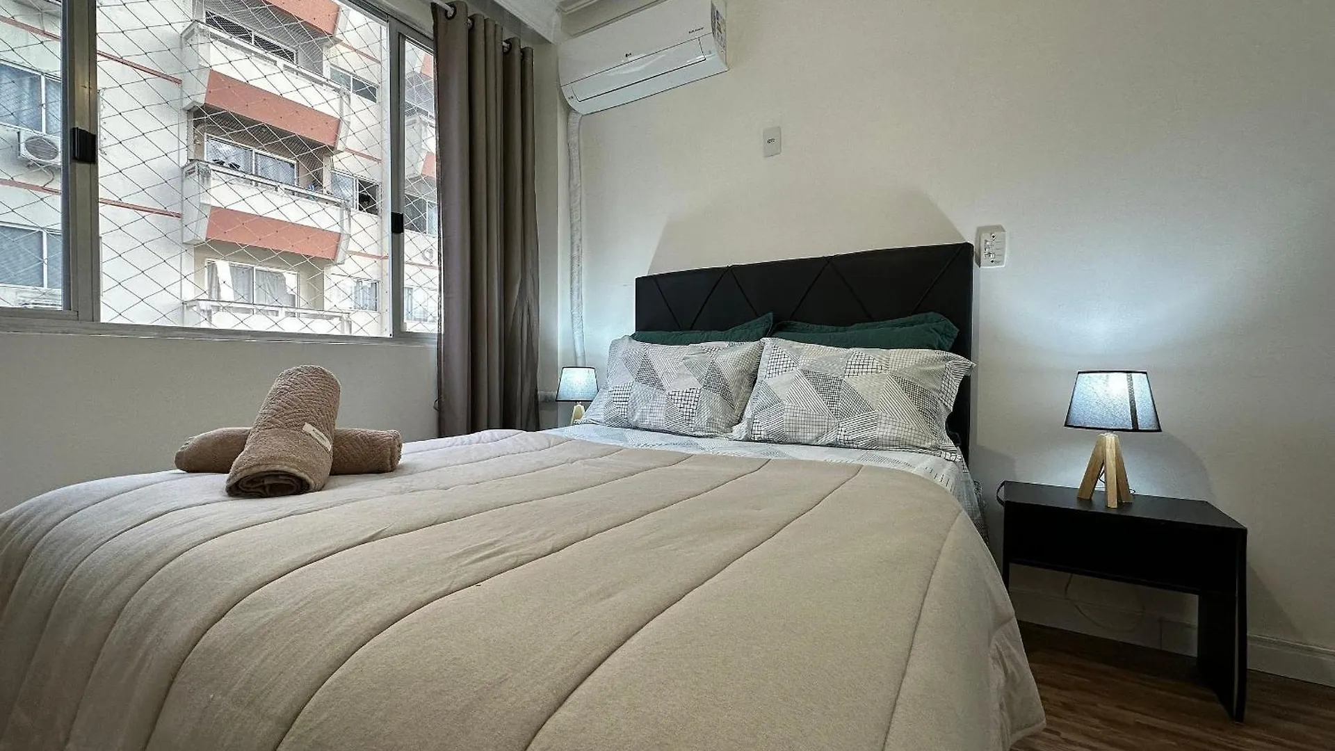 Apartmán Po04- 1 Quarto Ao Lado Shop. Atlantico C/ Garagem Balneário Camboriú