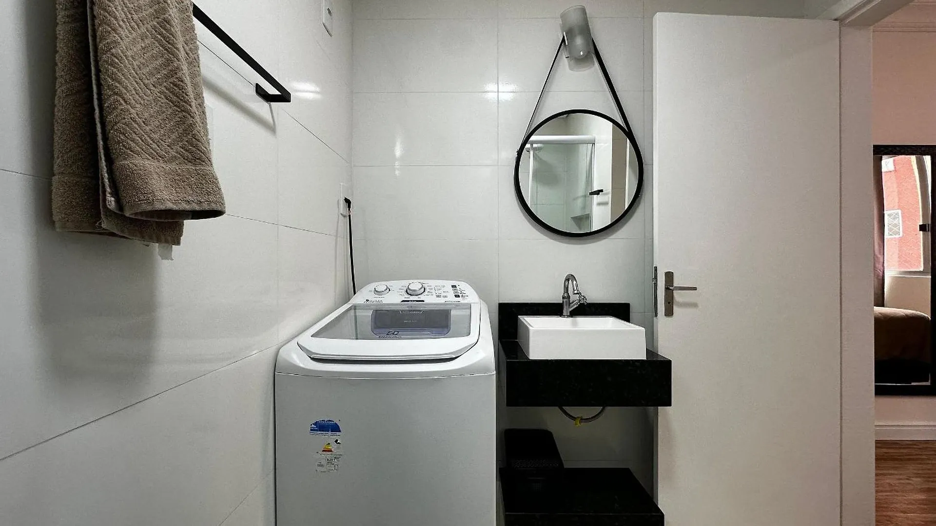 Apartment Po04- 1 Quarto Ao Lado Shop. Atlantico C/ Garagem Balneario Camboriu
